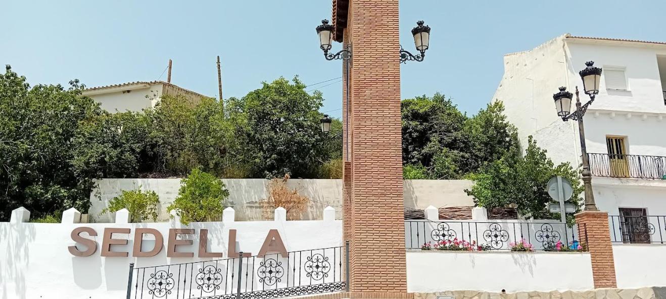Sedella Posada Puente Romano المظهر الخارجي الصورة